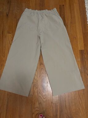 Athleta Women’s Wide-Leg Elastic-Waist Chinos — Light Tan